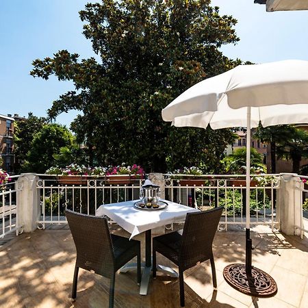 Hotel Villa Delle Palme Lido di Venezia Exterior foto